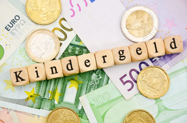 Jakie są zasady dotyczące uzyskiwania Kindergeld dla osób prowadzących działalność gospodarczą?